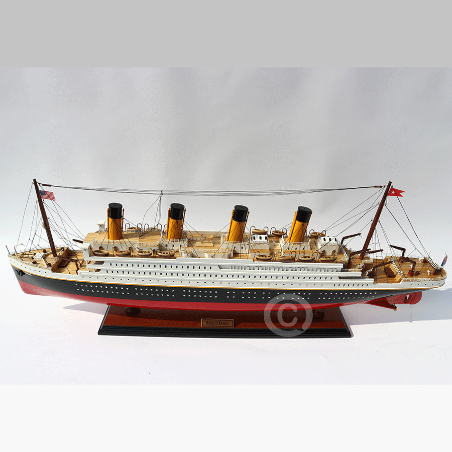 Ocean Liner RMS Titanic Painted Model 10 Ocean Liners Rms Titanic Painted