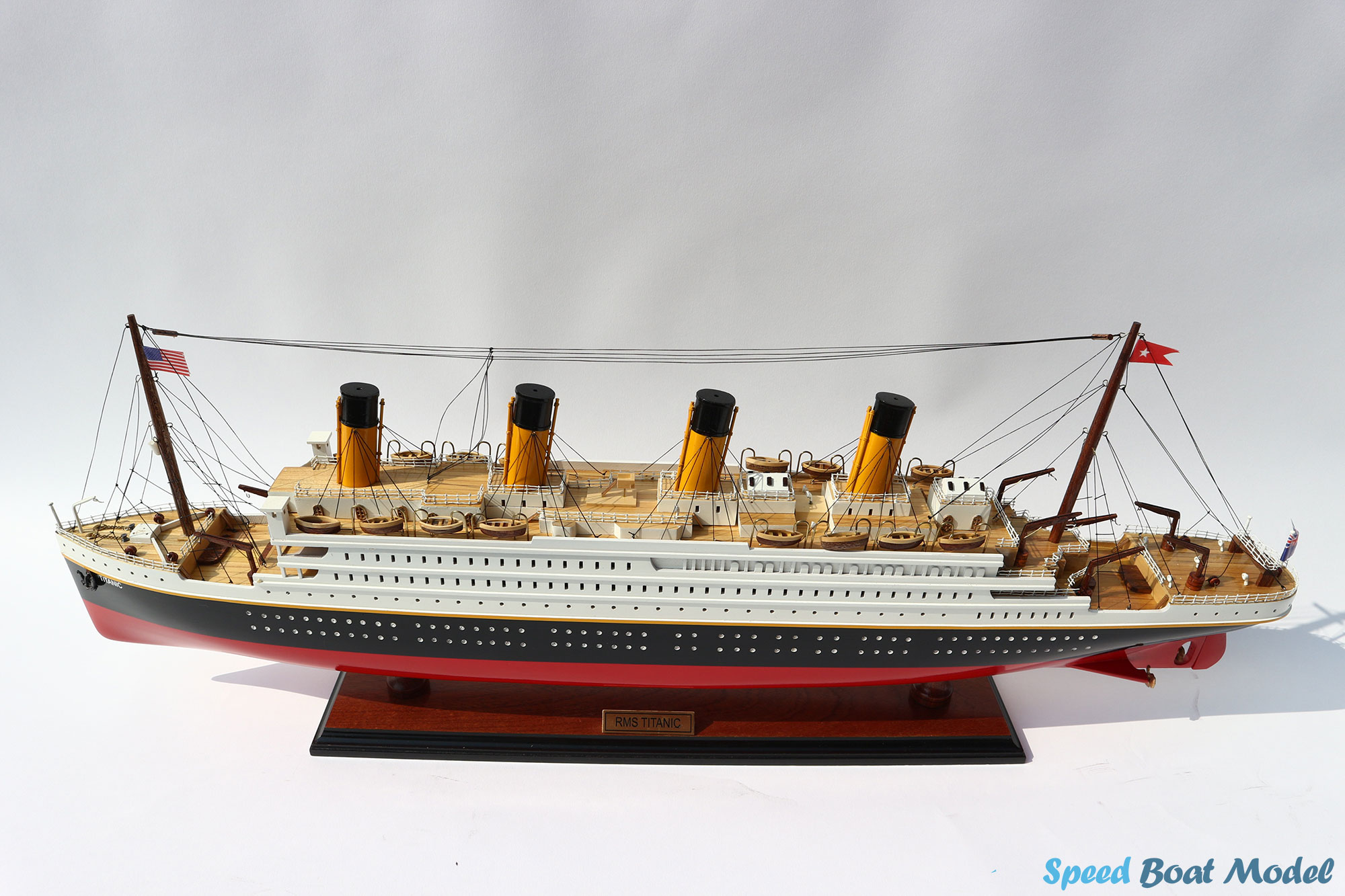 Rms Titanic Painted Ocean Liner Model 31.5
