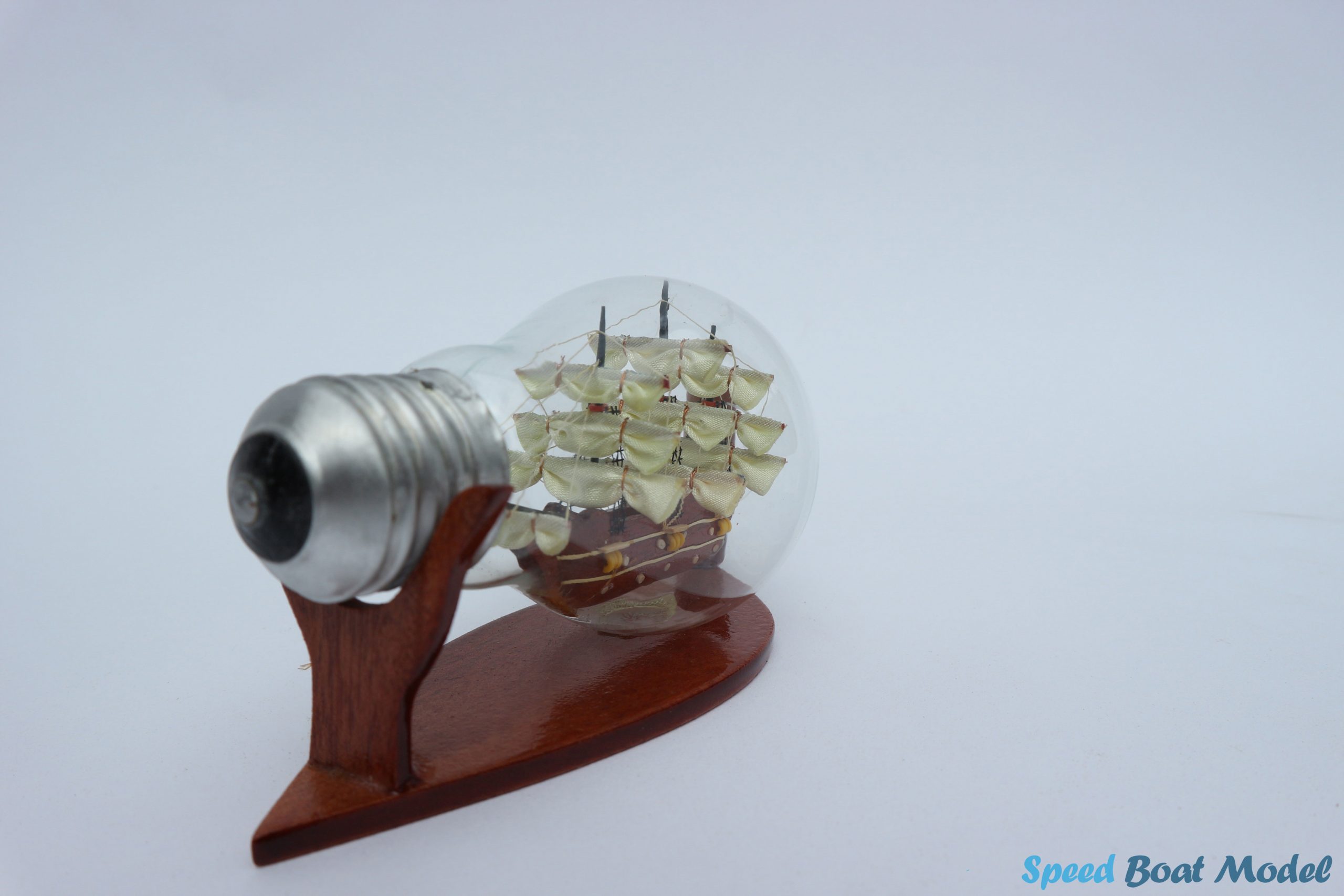 Ship In Light Bulb Bottles Boat Model 5.5
