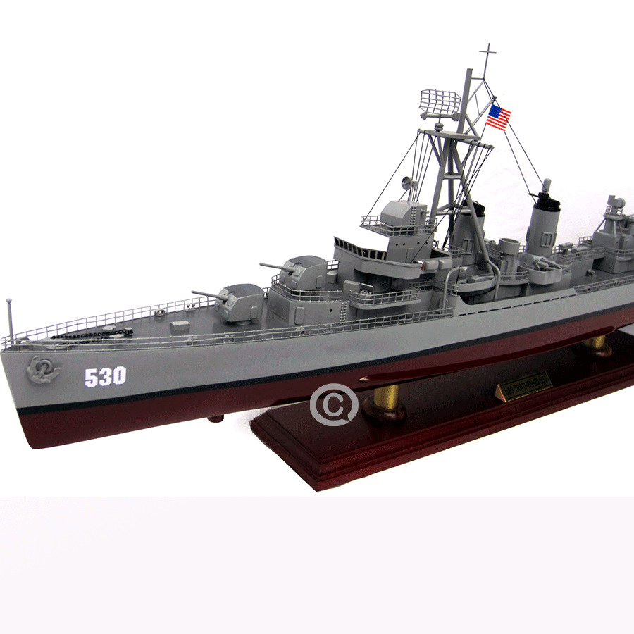 Uss Trathen Dd-530 Warship Model 31.5"