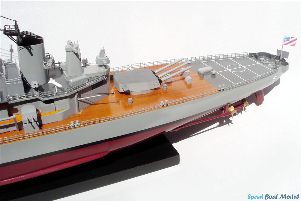 Uss Missouri (Bb-63) Warship Model 39.3" 15 Uss Missouri (bb-63) Warship Model 39.3