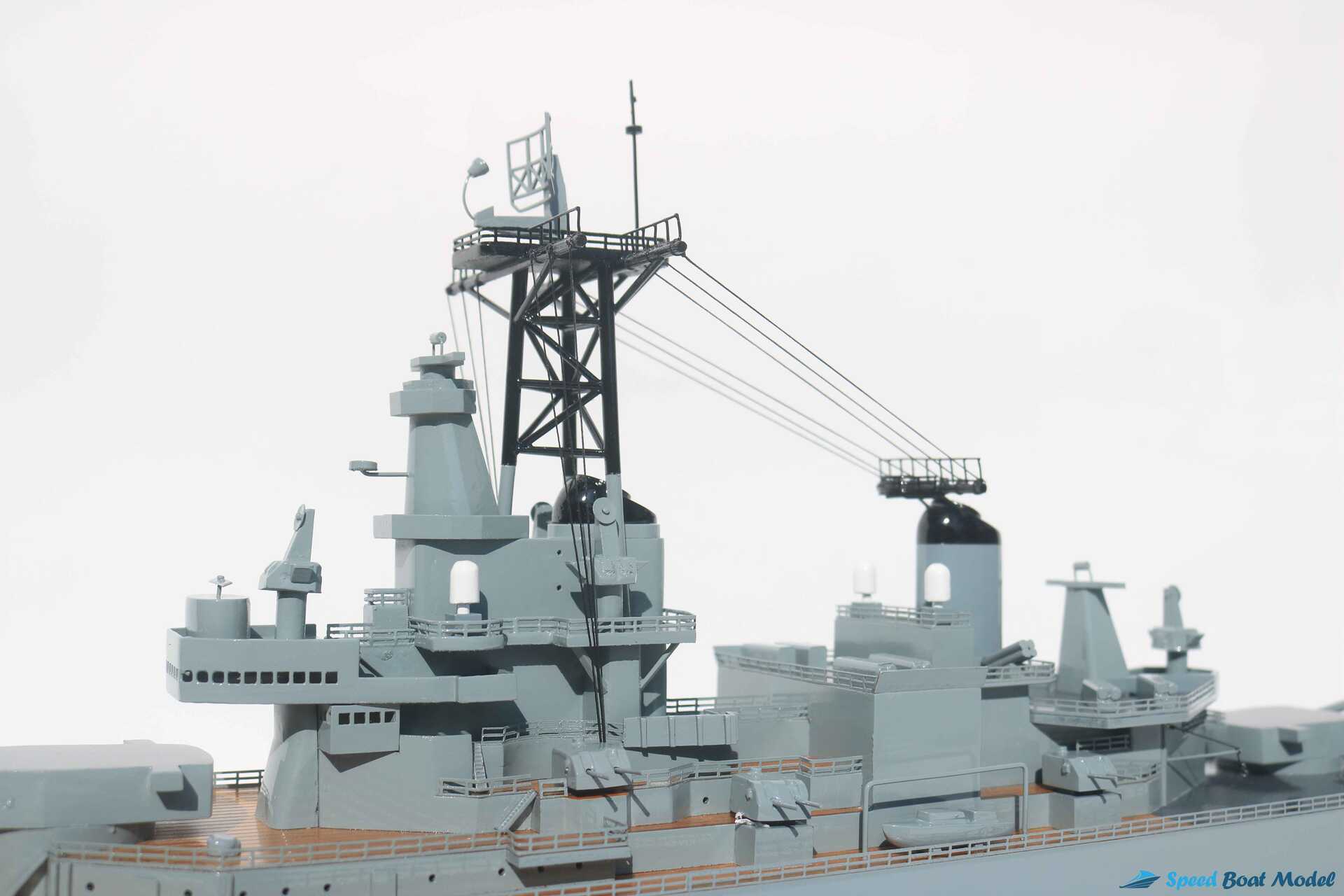Uss Wisconsin Warship Model (1) Speed Boad Model Uss Wisconsin Warship Model (1) Speed Boad Model