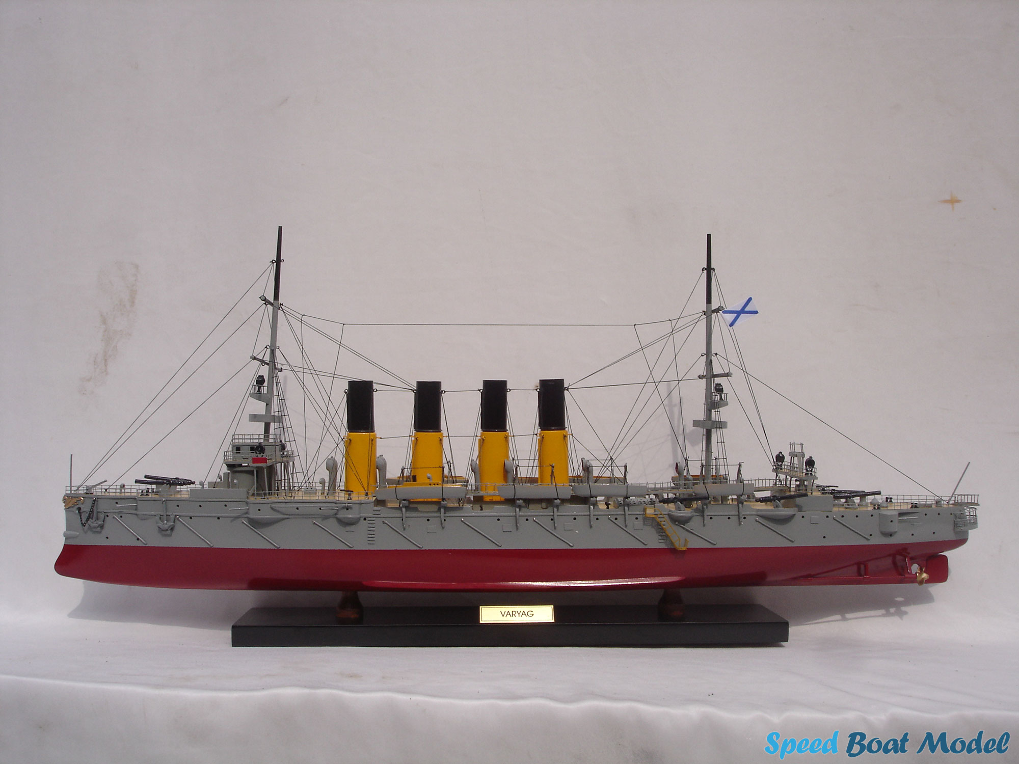 Varyag Warship Model 31.5