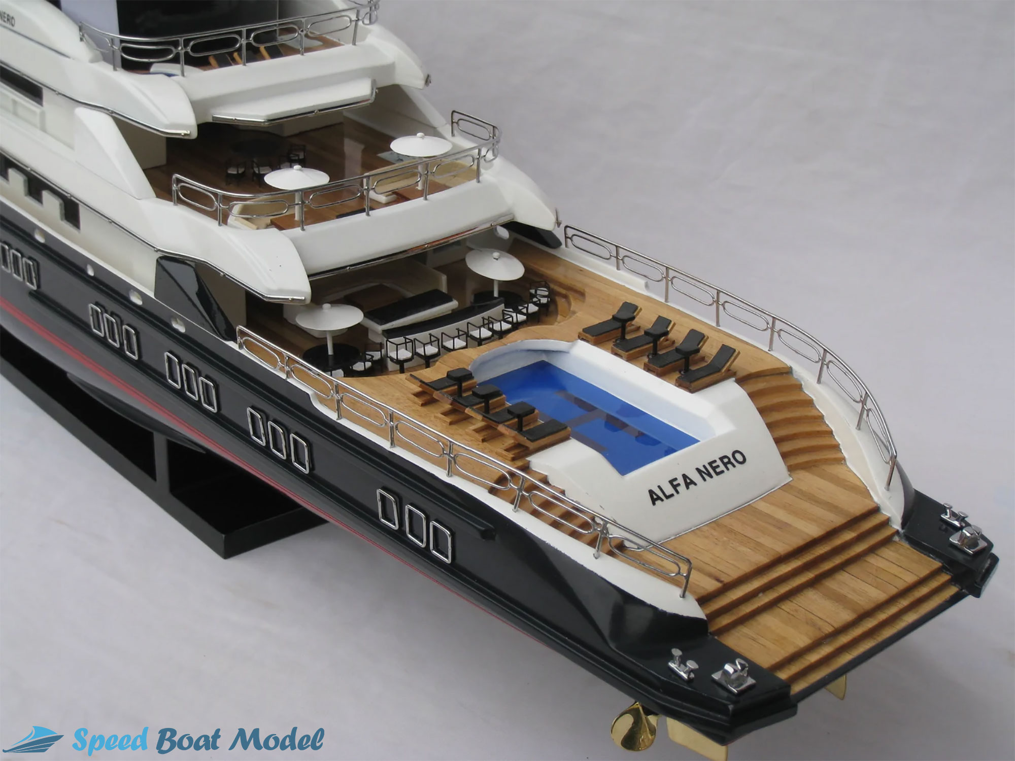 Alfa Nero Modern Yacht Model