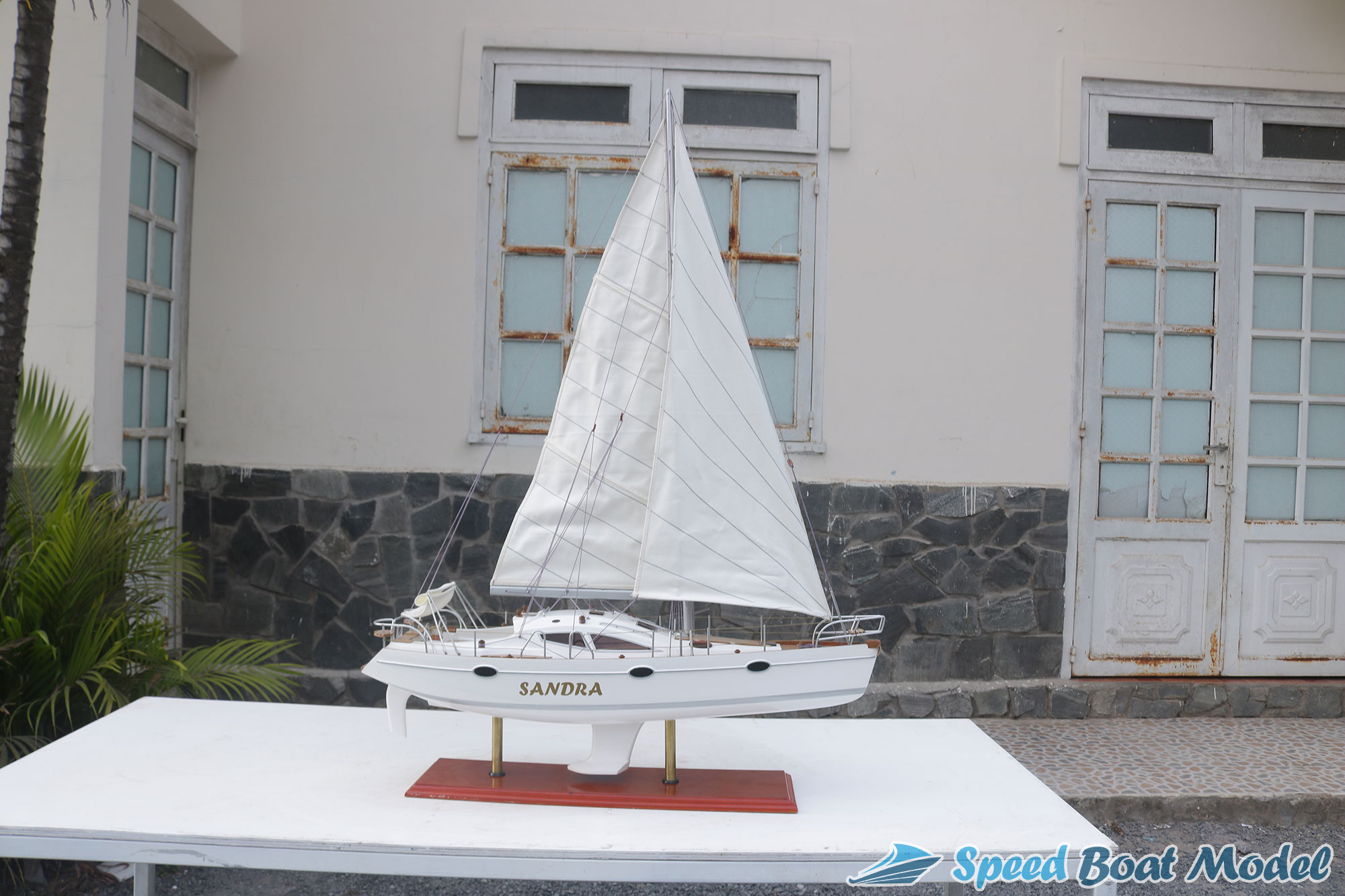 Elan Model Sailing Boat Model 31.1"