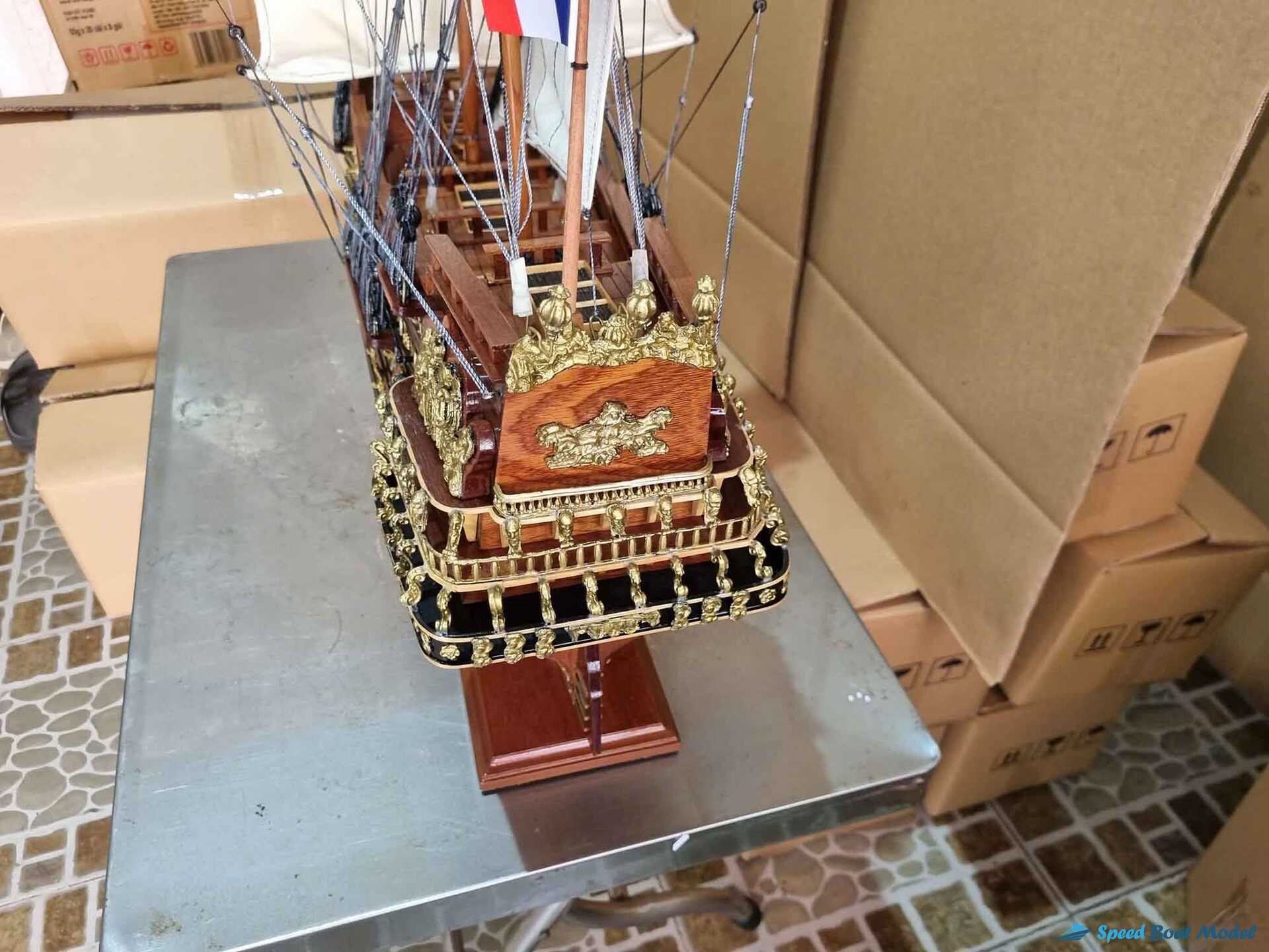 Royal Louis Tall Ship Model (7) Speed Boad Model Royal Louis Tall Ship Model (7) Speed Boad Model