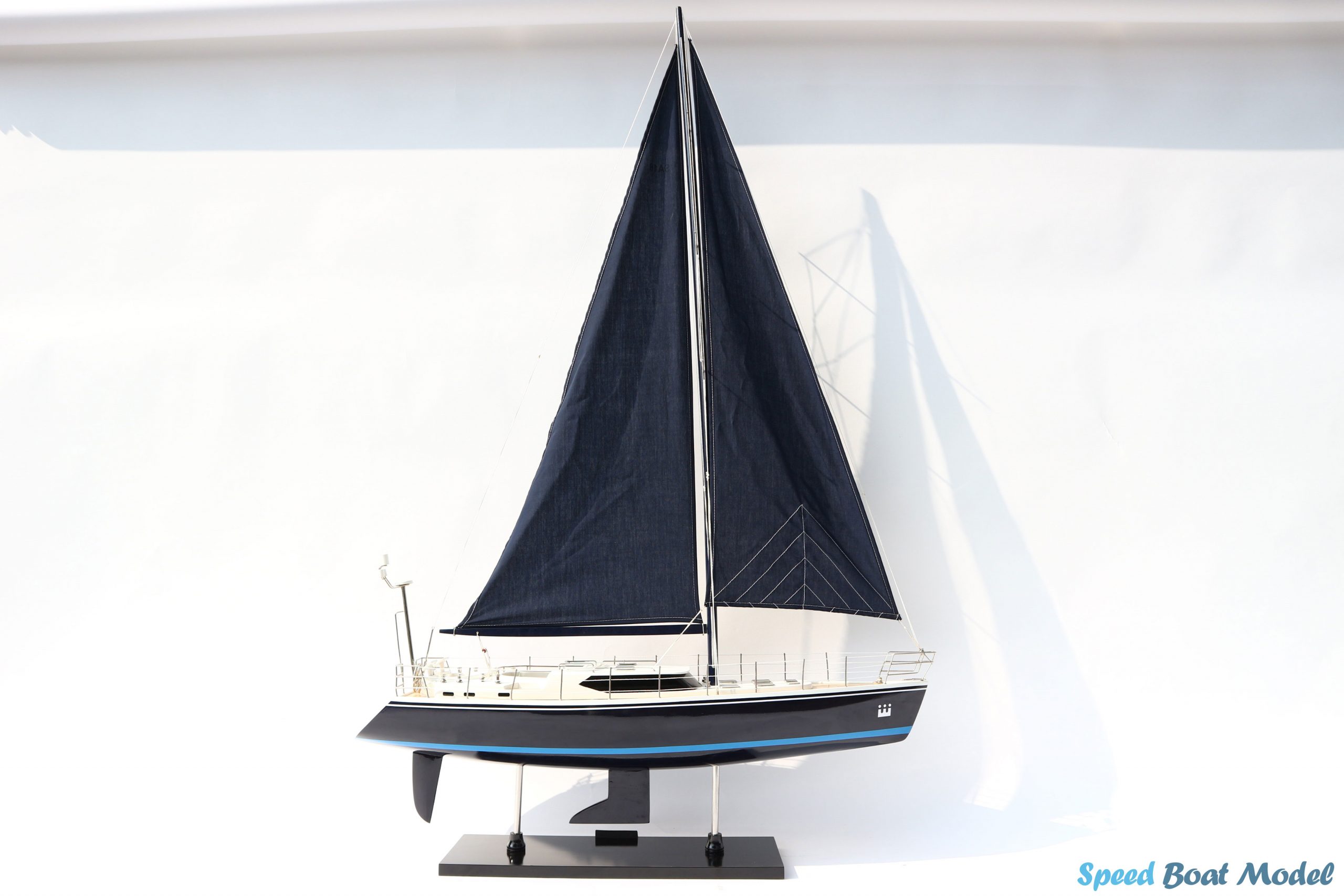 Storm 2 Sailing Boat Model 31.5"