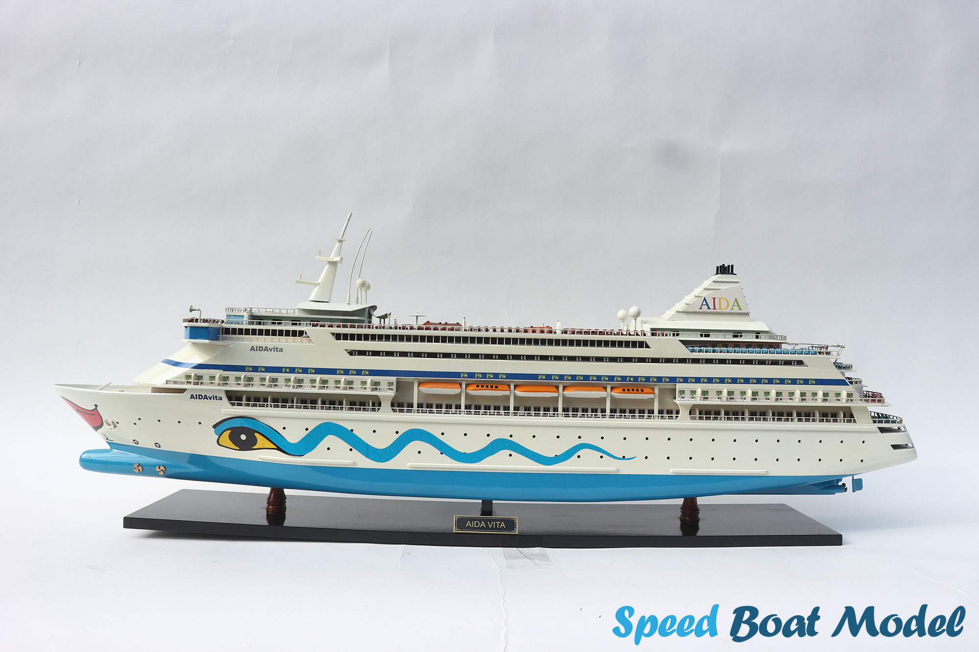 Aida Vita Ocean Liner Model 31.5