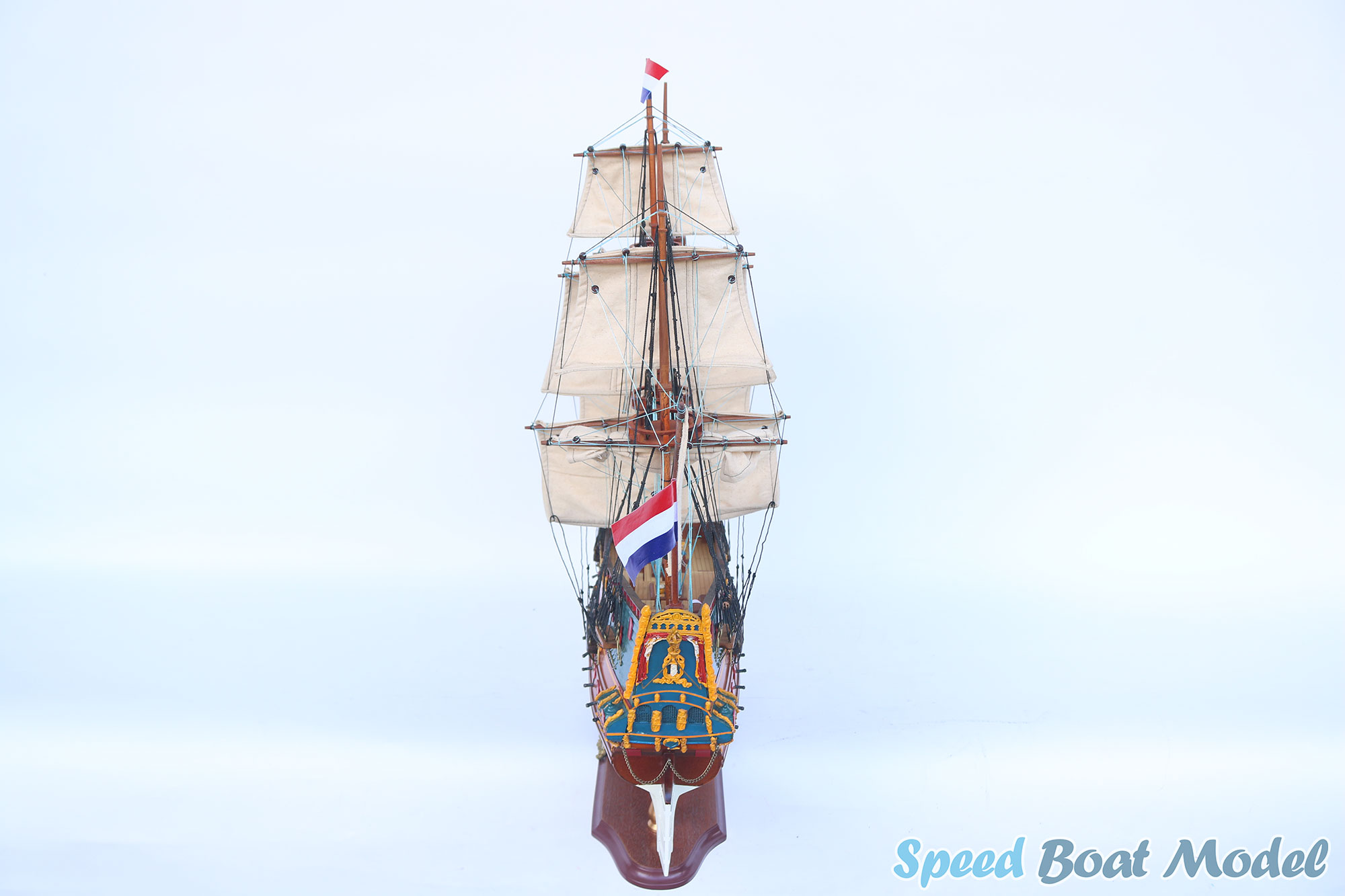 Batavia Tall Ship Model 32.6"