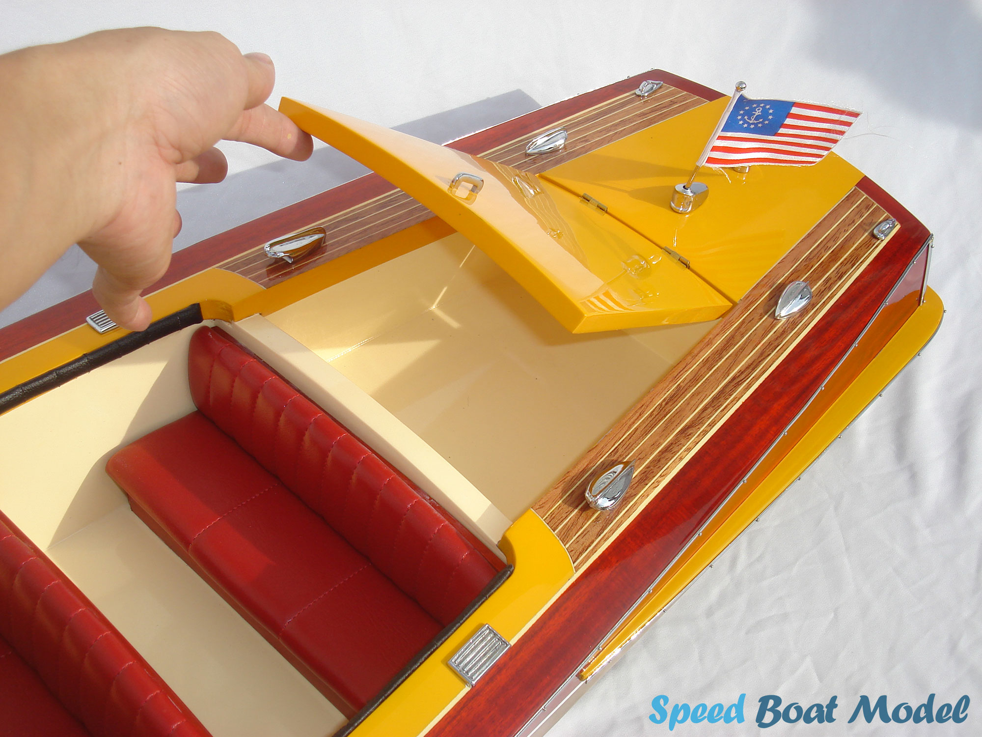 Chris Craft Capri 1955 Boat Model 27.5" 29 Chris Craft Capri 1955 Boat Model 27.5