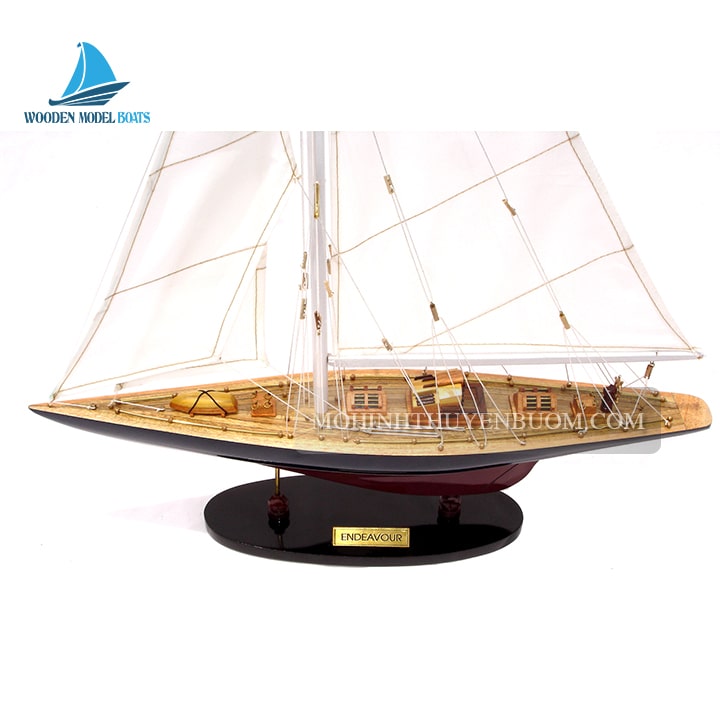 Endeavour Painted Sailing Boat Model 19.6