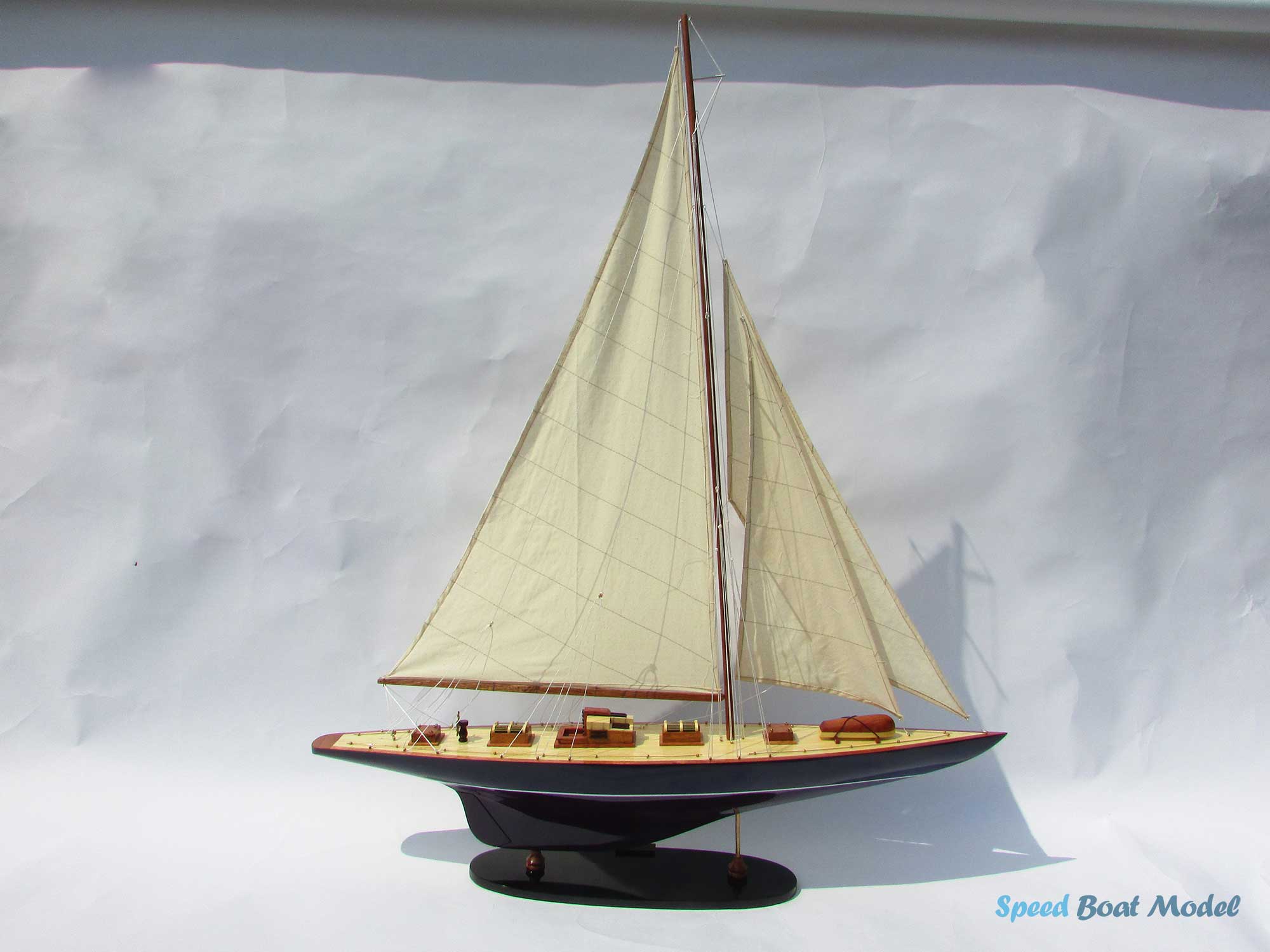Endeavour Painted Sailing Boat Model 19.6