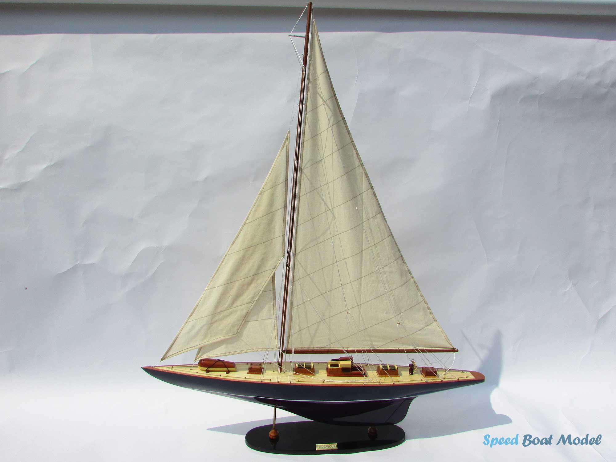 Endeavour Painted Sailing Boat Model 19.6