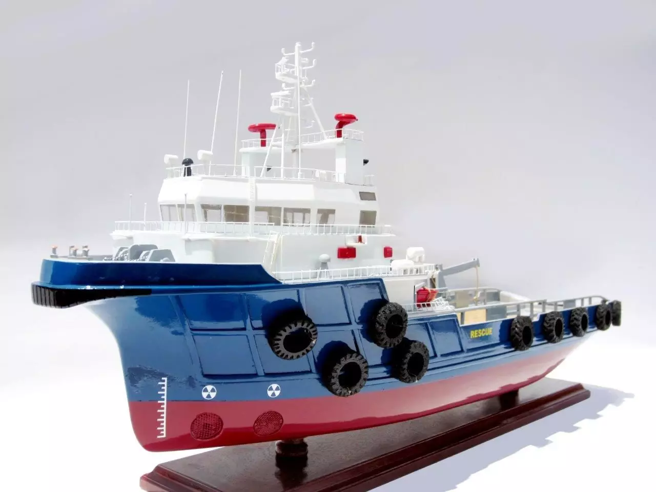 Fishing Boat Offshore Support Vessel Model Lenght 70 cm 11 Fishing Boats Offshore Support Vessel Model 70l X 19w X 31h (4)
