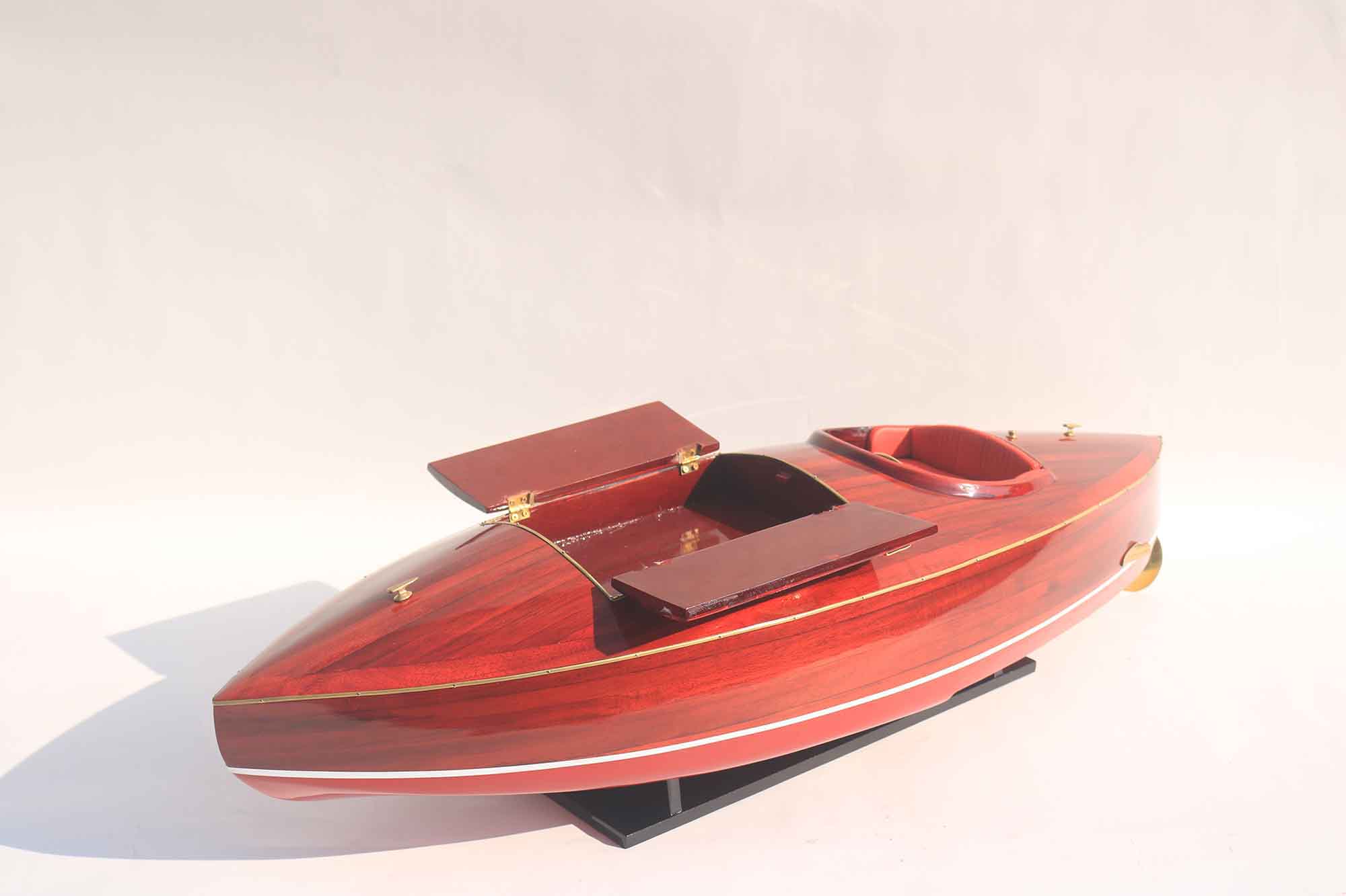 Flyer Classic Speed Boat Model 35.4" 14 Flyer Classic Speed Boat Model (2) Speed Boad Model