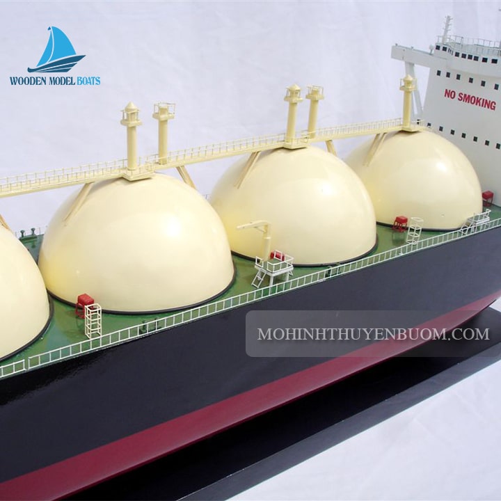 Commercial Ship Gas Tanker Model Lenght 100