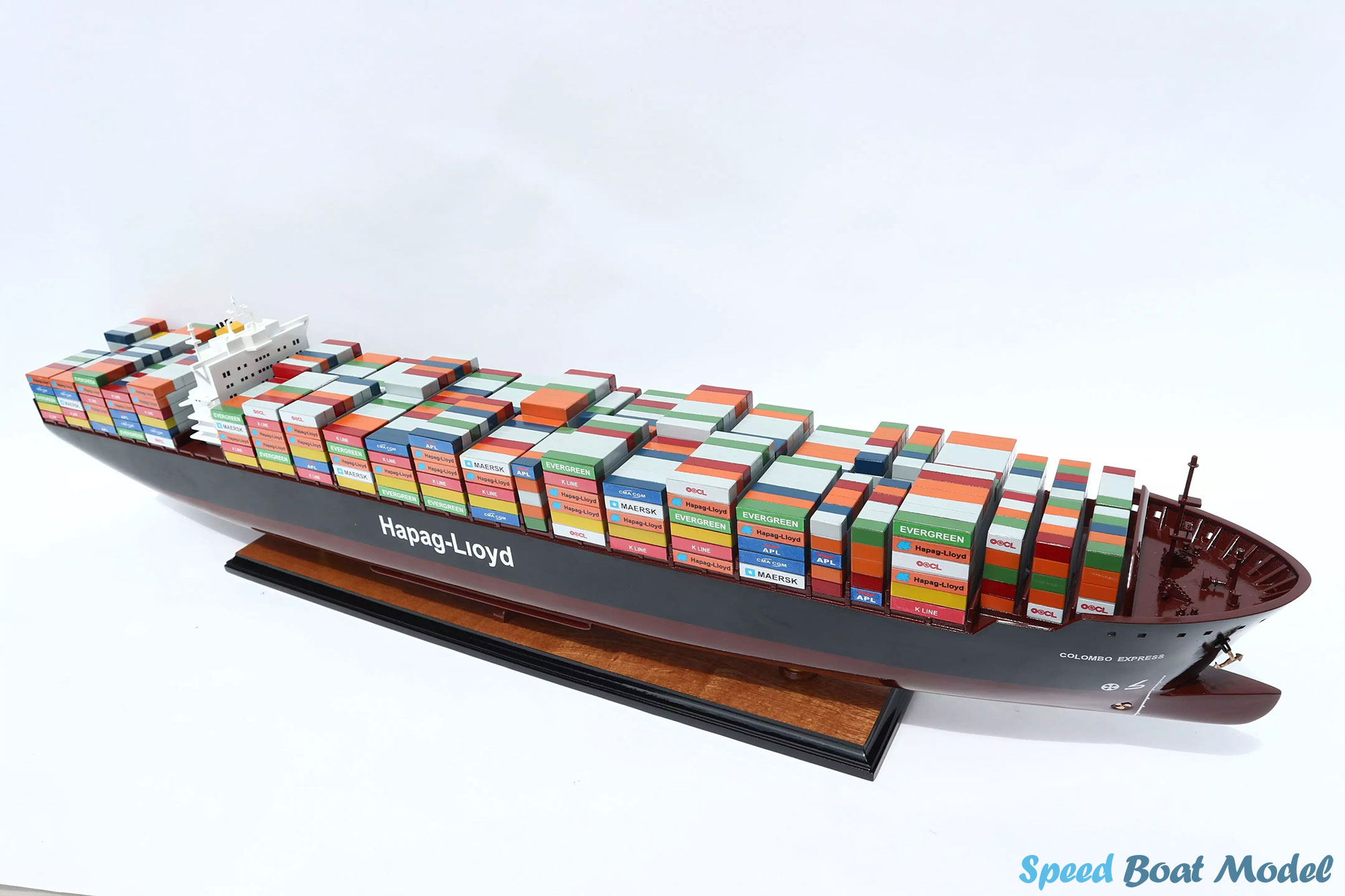 Hapag Lloyd Colombo Express Commercial Ship Model 13 Hapag Lloyd Colombo Express Commercial Ship Model (1)
