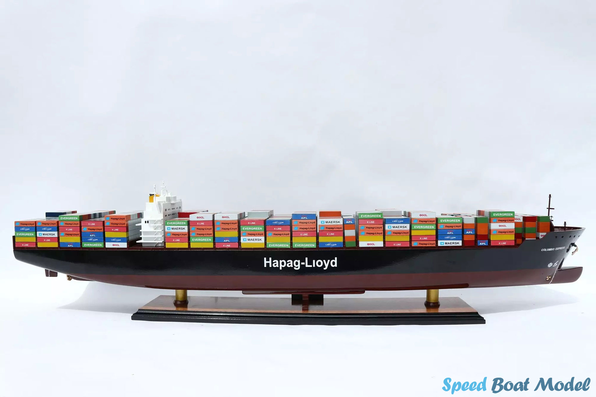 Hapag Lloyd Colombo Express Commercial Ship Model 16 Hapag Lloyd Colombo Express Commercial Ship Model (4)