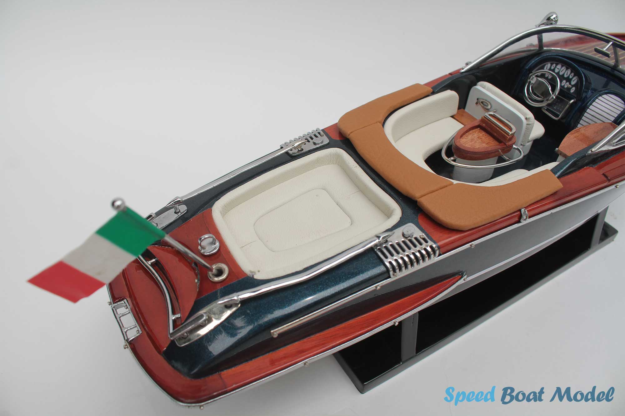 Italian Riva Aquariva Gucci Speed Boat Model 16.5
