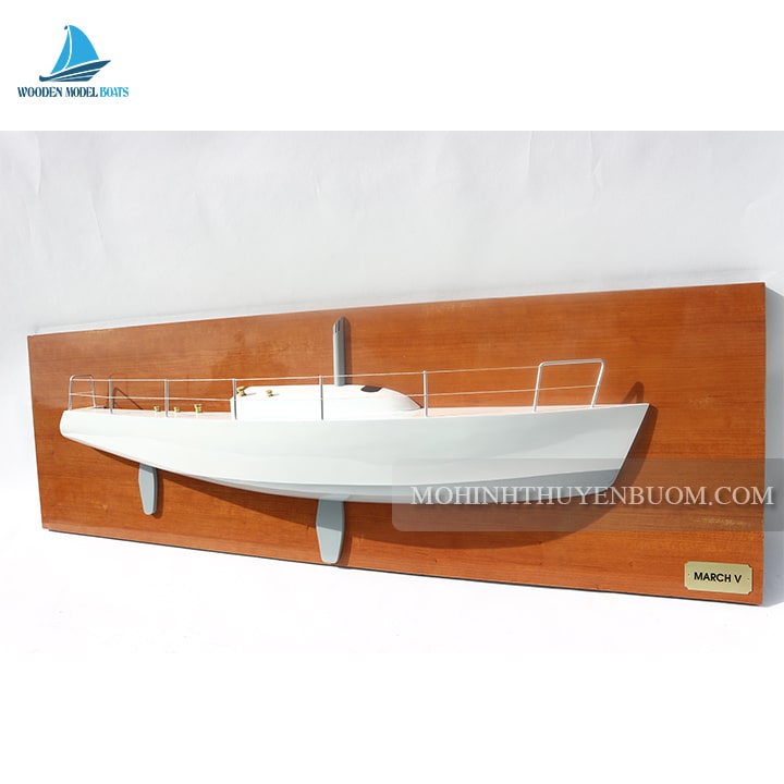Halfhull Wall Pictures March V Model