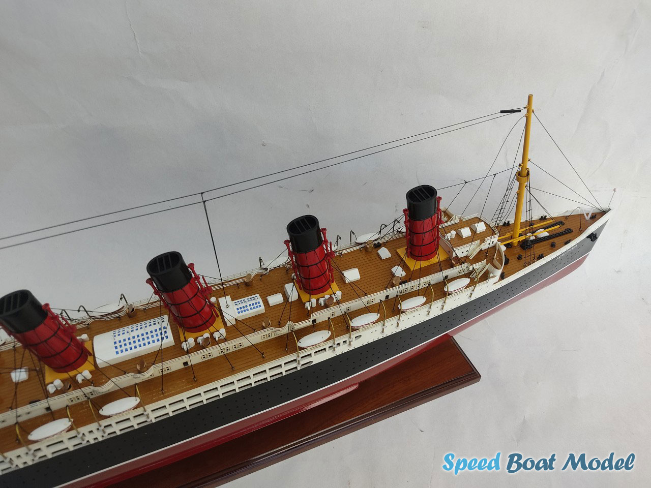Ocean Liner Rms Lusitania Model Length 100cm (4)