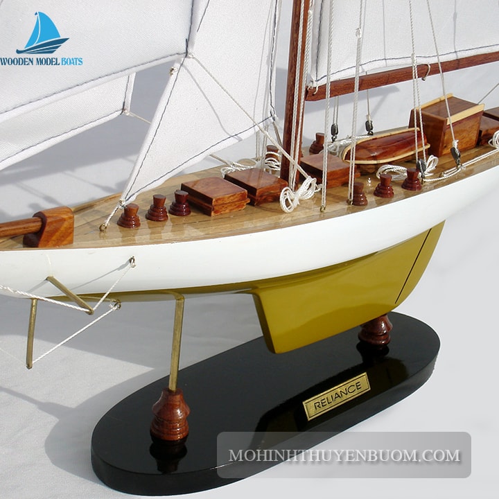Sailing Boat Reliance Painted Model