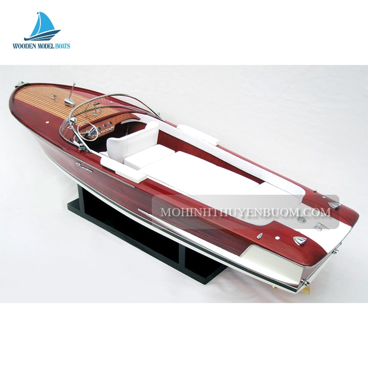 Classic Speed Boat Riva Olympic Model Lenght 87