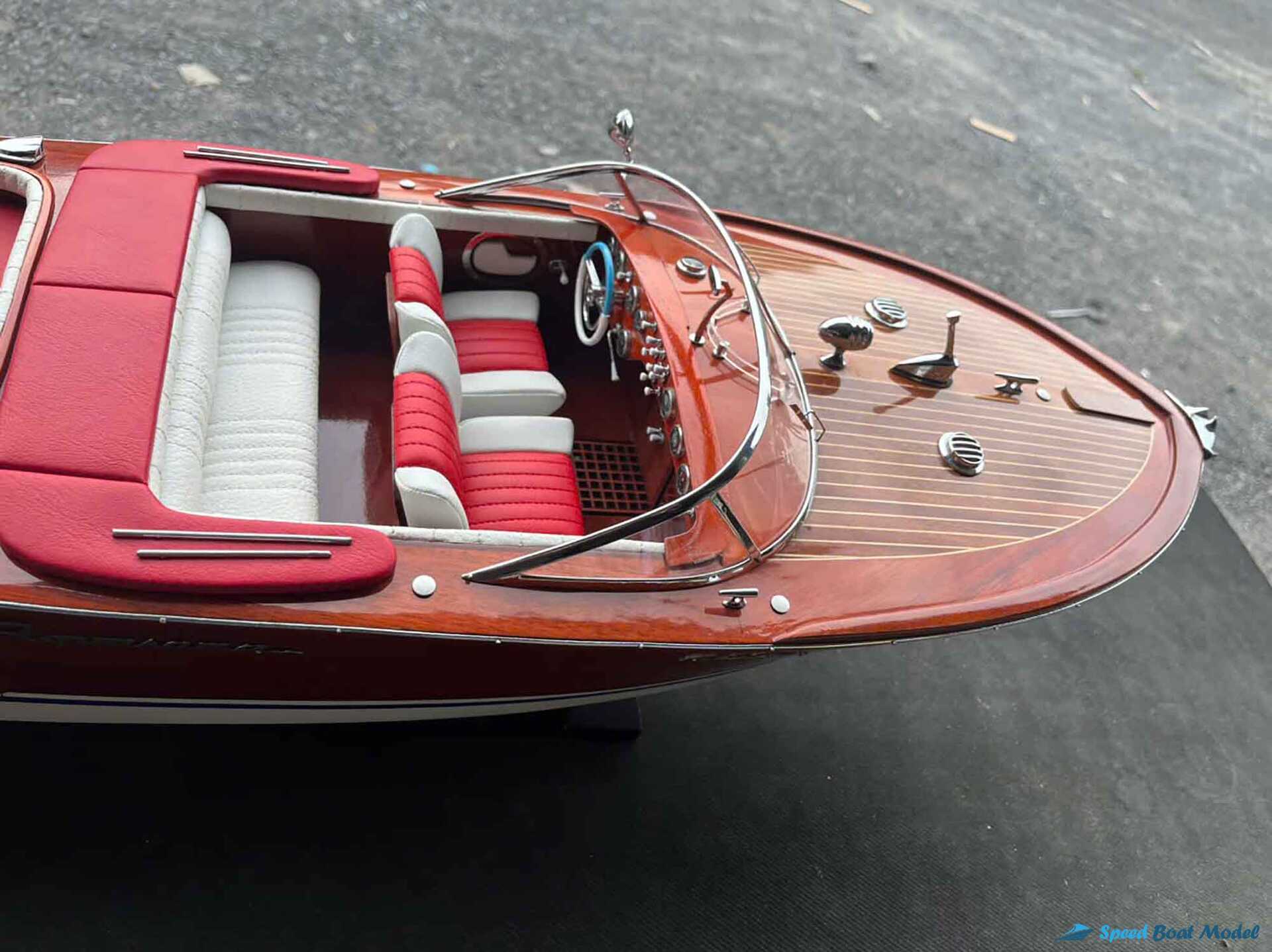 Red Super Riva Aquarama Classic Boat Model (4) Speed Boad Model Red Super Riva Aquarama Classic Boat Model (4) Speed Boad Model