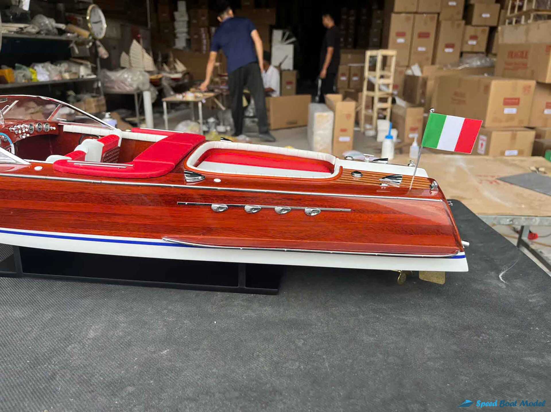 Red Super Riva Aquarama Classic Boat Model (9) Speed Boad Model Red Super Riva Aquarama Classic Boat Model (9) Speed Boad Model