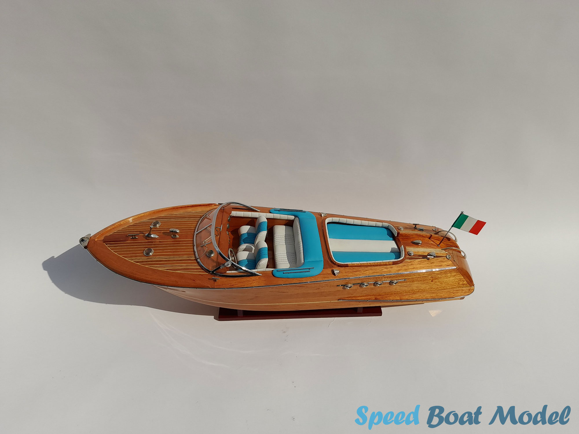 Riva Aquarama Wood Finshed Classic Speed Boat 34.2" 21 Riva Aquarama Wood Finshed Classic Speed Boat 34.2