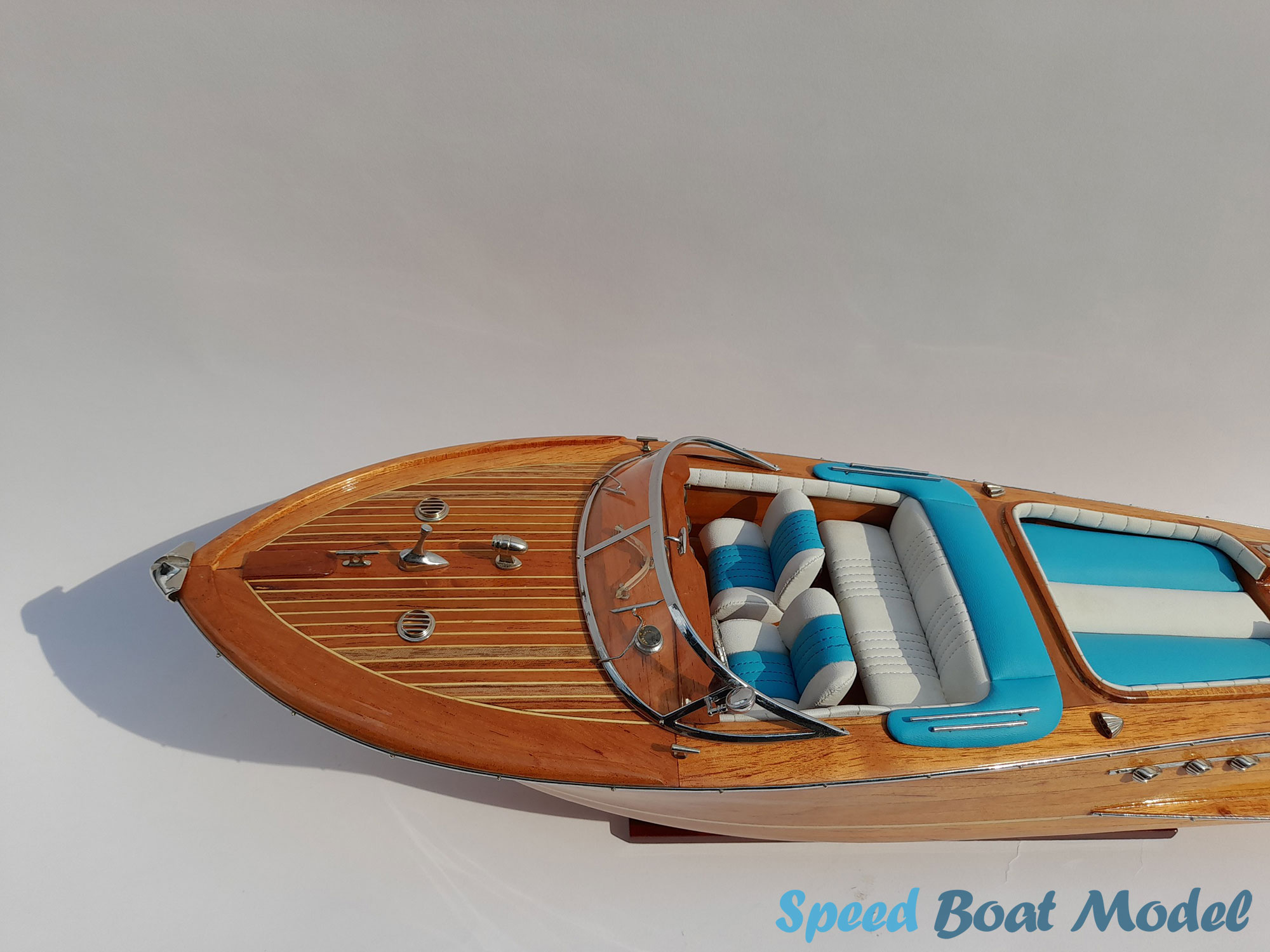 Riva Aquarama Wood Finshed Classic Speed Boat 34.2" 23 Riva Aquarama Wood Finshed Classic Speed Boat 34.2