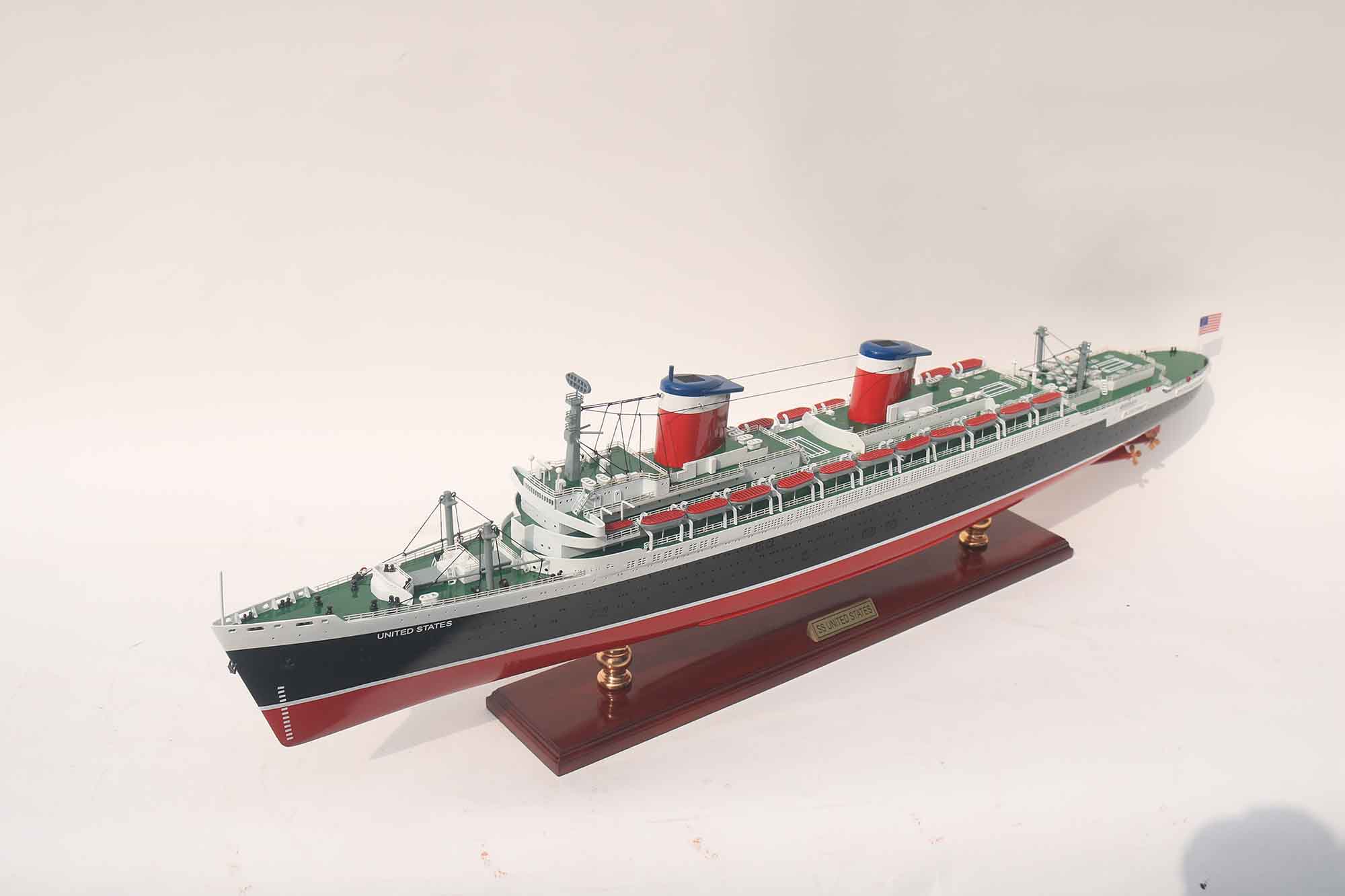 Ss United States Ocean Liner Model (11) Speed Boad Model