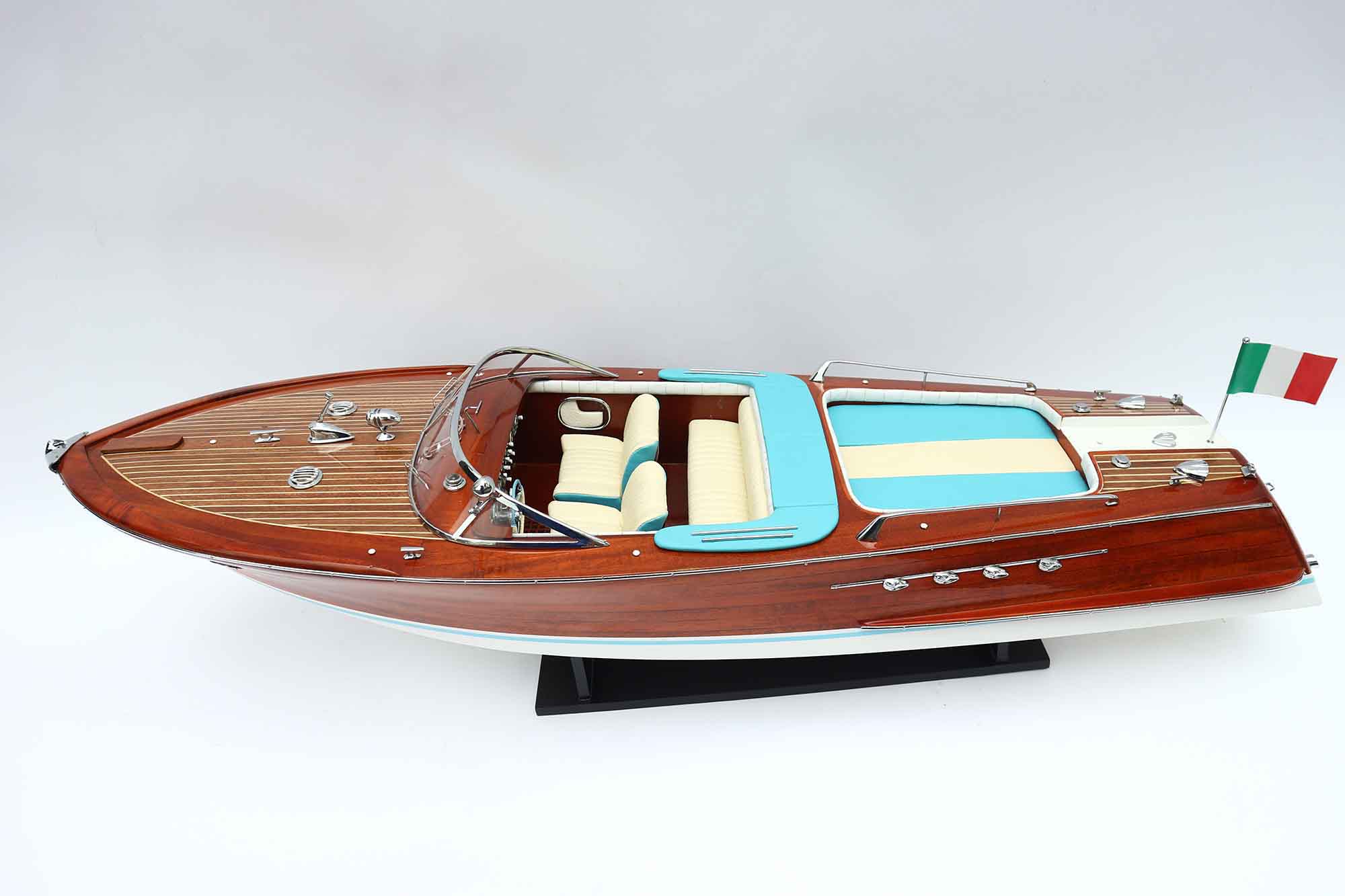 Super Riva Lamborghini Model (11)