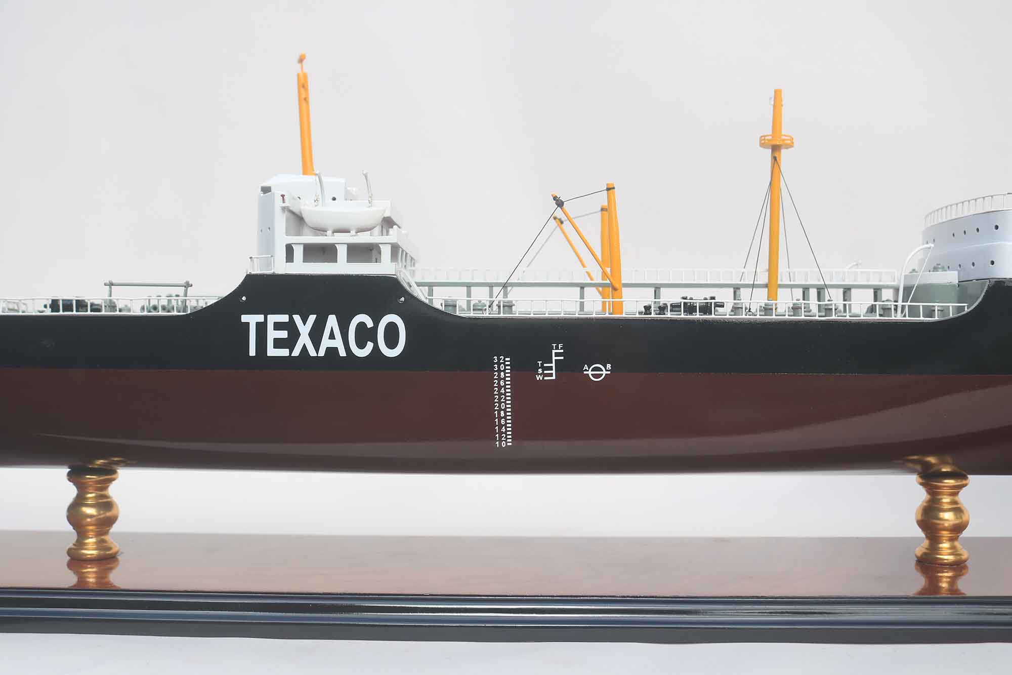 Texaco North Dakota Commercial Ship Model (13) Speed Boad Model Texaco North Dakota Commercial Ship Model (13) Speed Boad Model