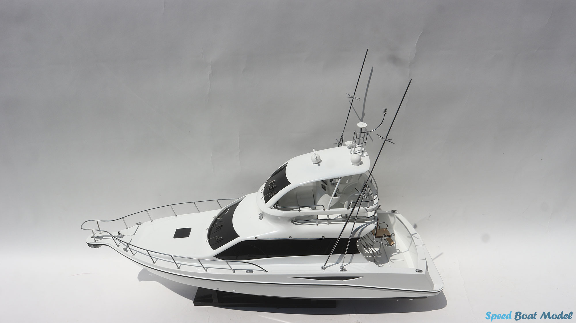 Toyota Ponam 35 Modern Yacht Model 20.8" 19 Toyota Ponam 35 Modern Yacht Model 20.8