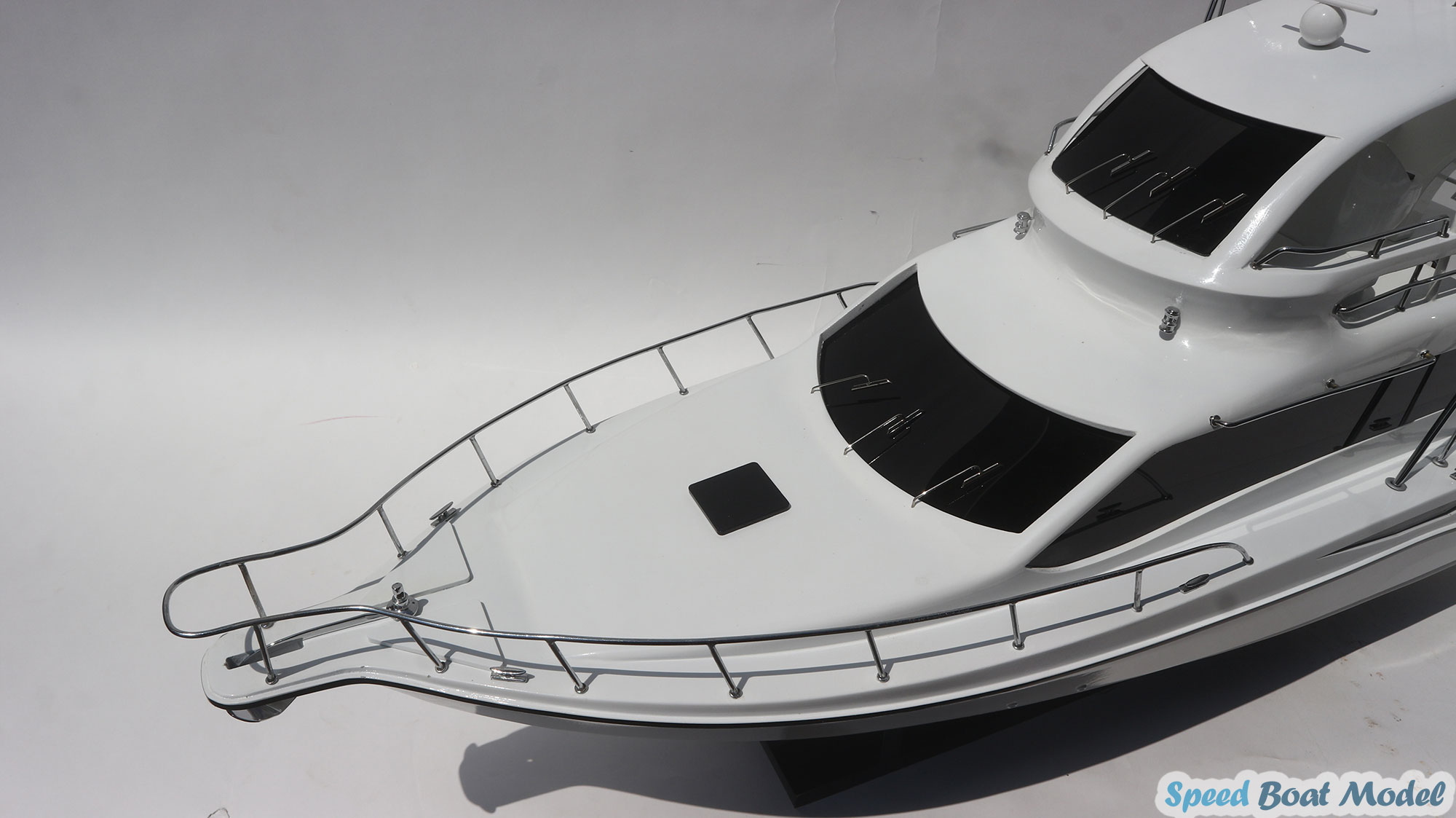 Toyota Ponam 35 Modern Yacht Model 20.8" 21 Toyota Ponam 35 Modern Yacht Model 20.8