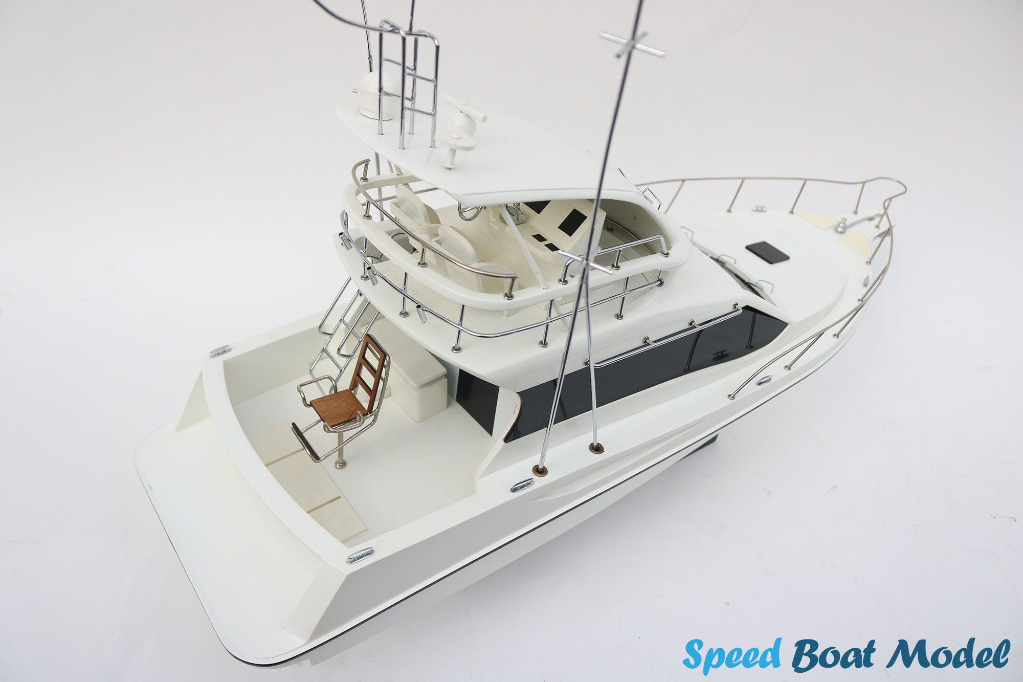 Toyota Ponam 35 Modern Yacht  Model 20.8