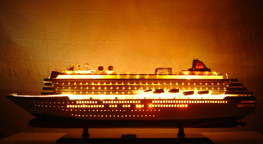 Asuka II Boat Model With Light Lenght 103