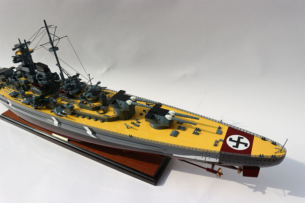 Bismarck Warship Model Boat 15 Bismarck Warship Model (1)