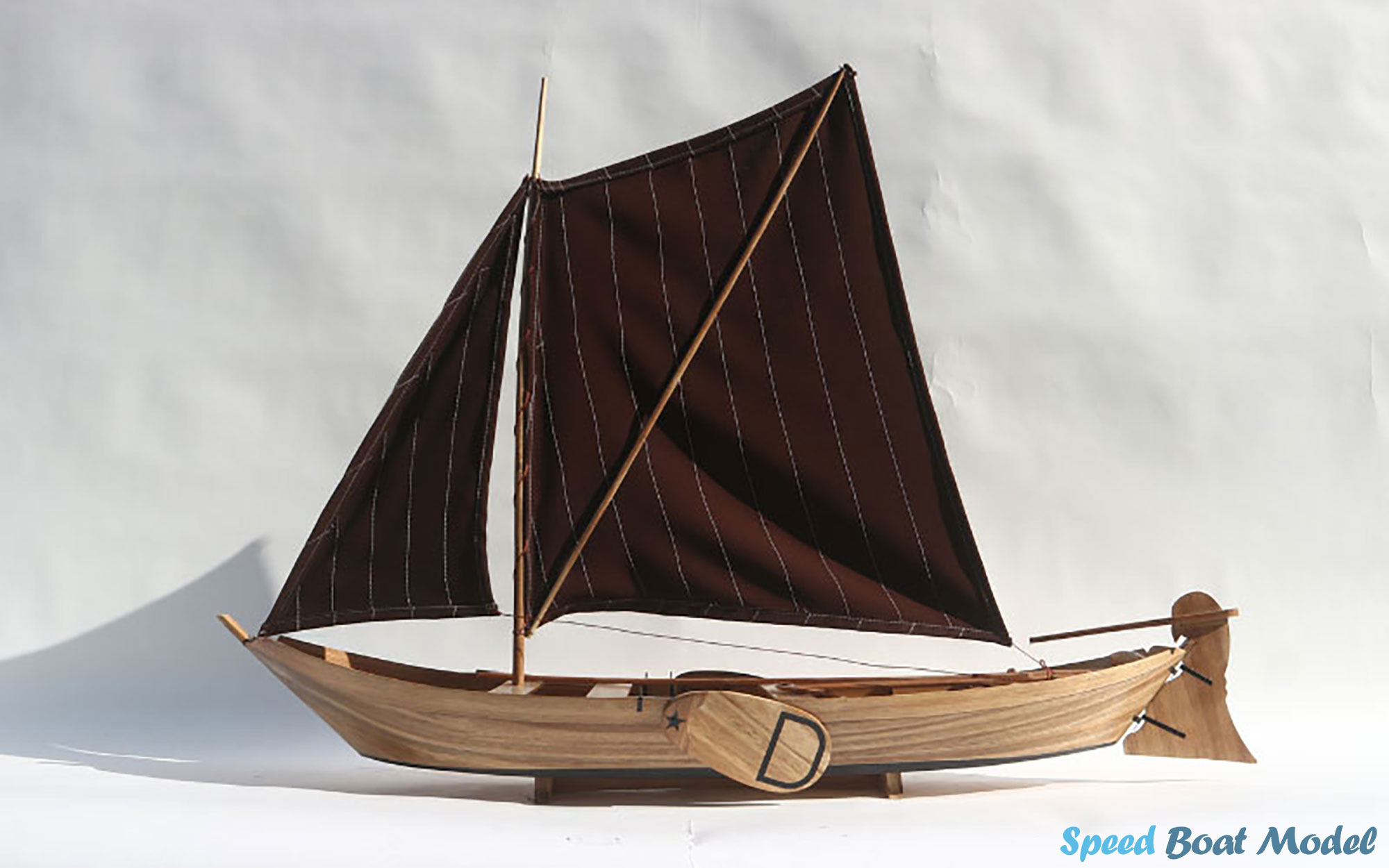 Punters Traditional Fishing Boat Model Handicraft