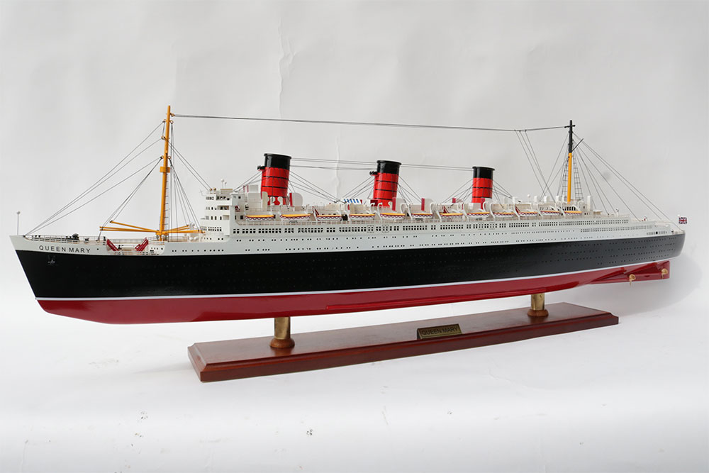 Wooden Ocean Liner Rms Queen Mary Painted Model