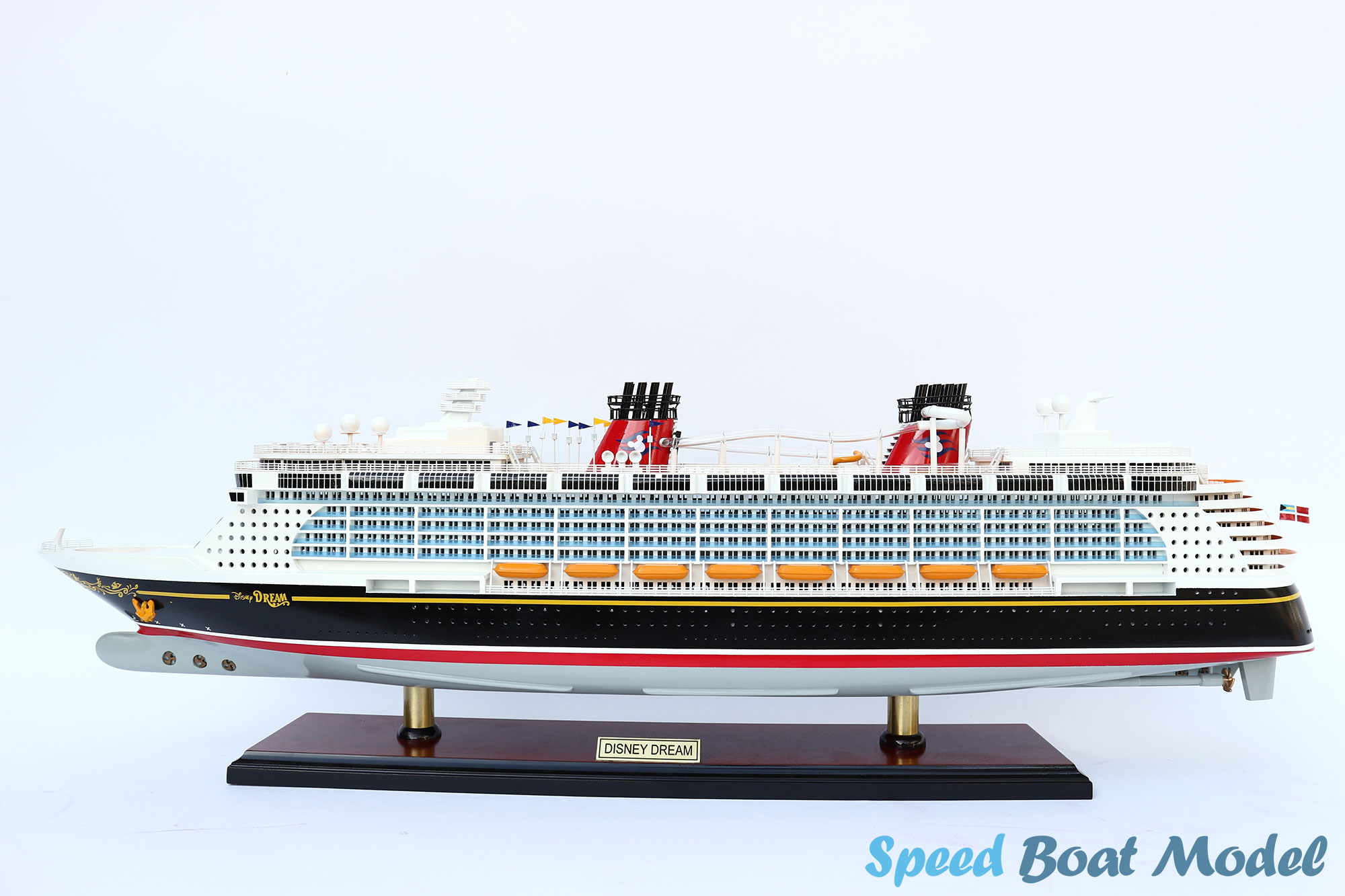 Disney Dream Cruise Ship Model 32.2