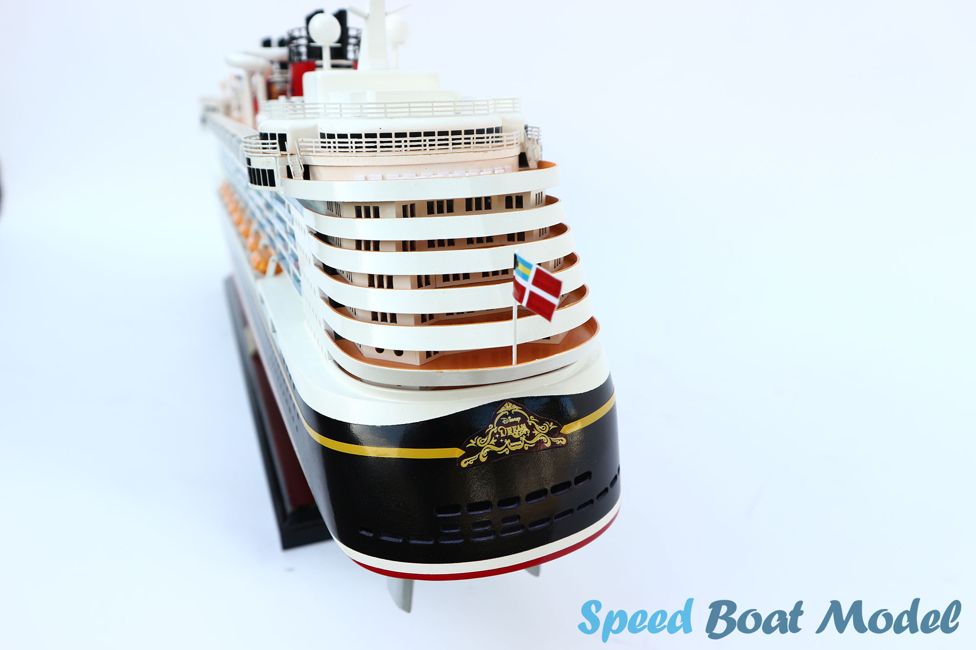 Disney Dream Cruise Ship Model 32.2"