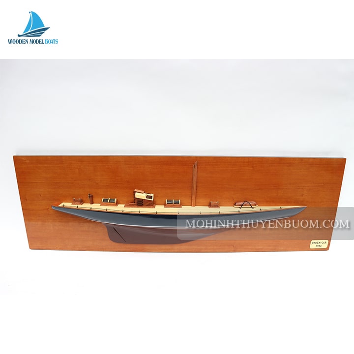 Halfhull Wall Pictures Endeavour Model