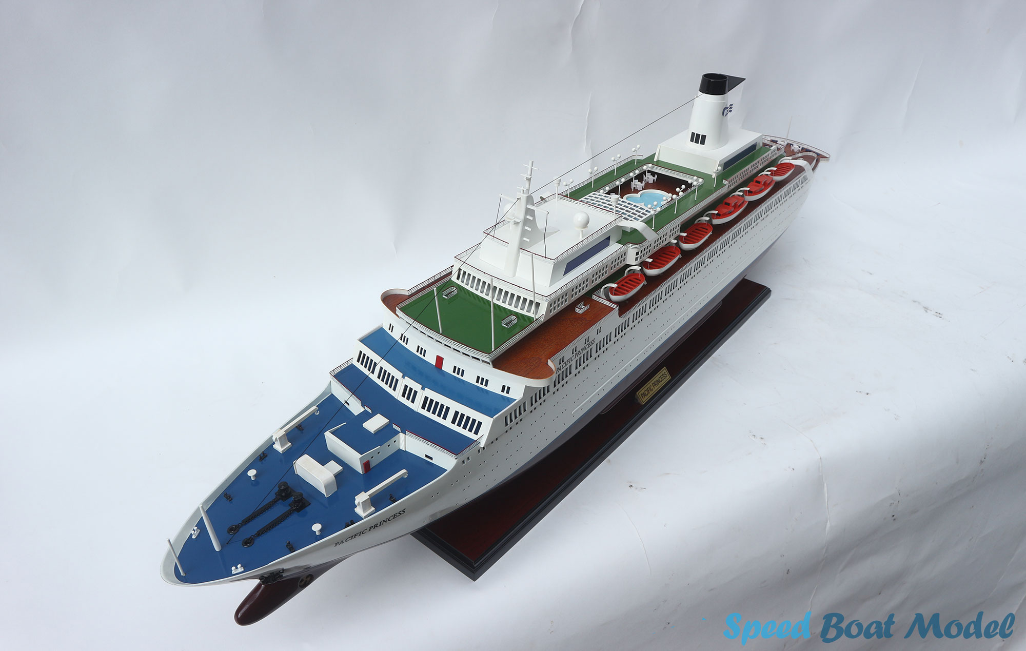 Ms Pacific Princess Ocean Liner Model 39.3"