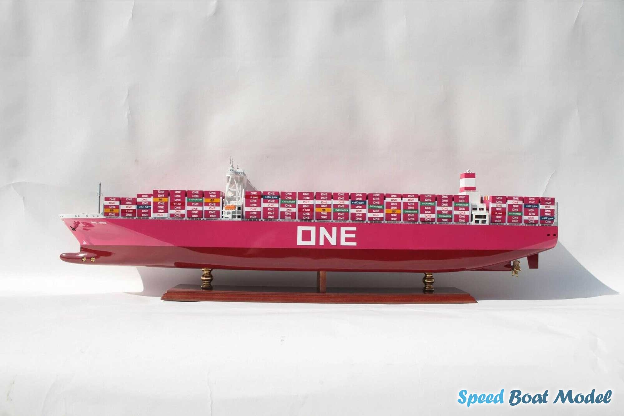 One Commercial Ship Model 39.8″
