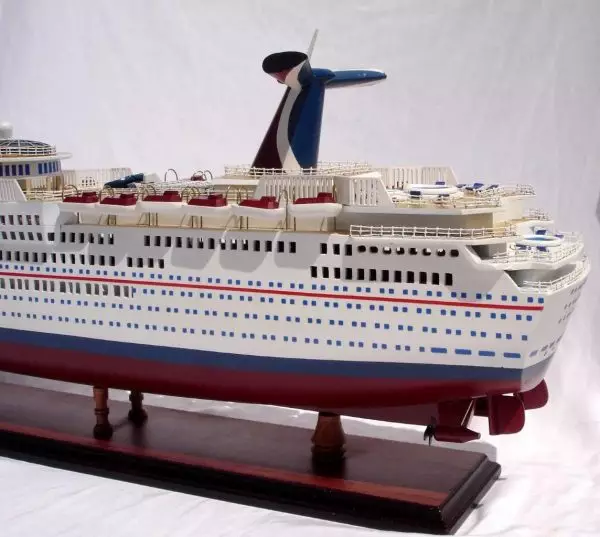 Ocean Liner Carnival Paradise Model