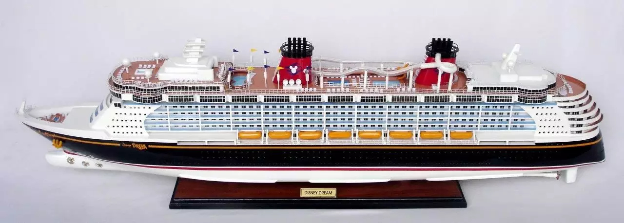 Ocean Liner Disney Dream Model 15 Ocean Liner Disney Dream Model