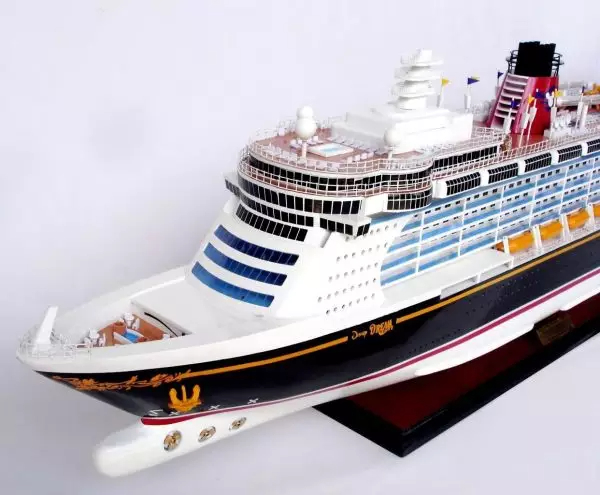 Ocean Liner Disney Dream Model 20 Ocean Liner Disney Dream Model