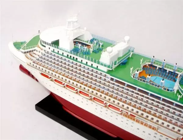 Ocean Liner MS Azura Model Lenght 100